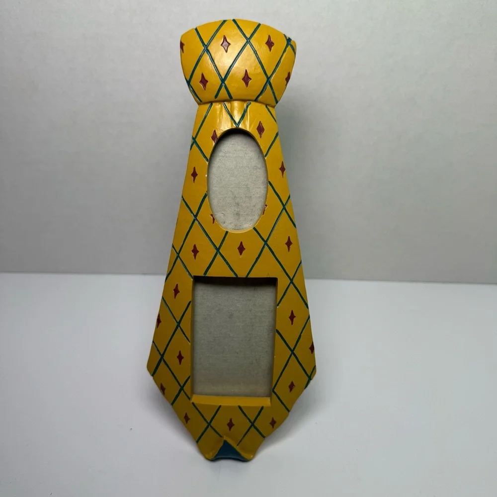 Cute Vintage Neck‎ Tie Wood Picture Frame Yellow Diamond Pattern With 2 Pictures